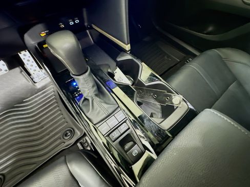Used 2025 Toyota Camry XSE FWD image 22