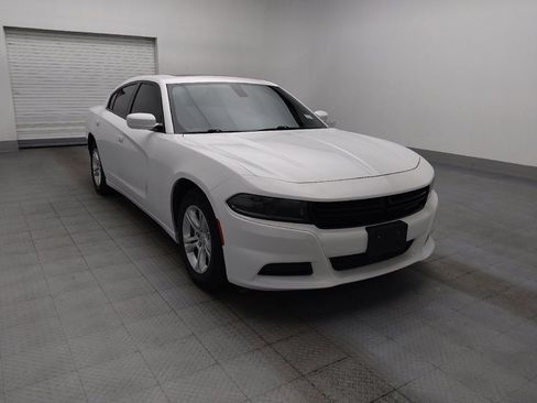 Used 2022 Dodge Charger SXT w/ Leather Interior Group RWD image 13