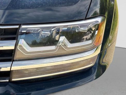 Used 2019 Volkswagen Atlas SE w/ Towing Package AWD/4WD image 9