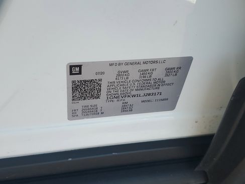 Used 2020 Chevrolet Traverse LS image 25