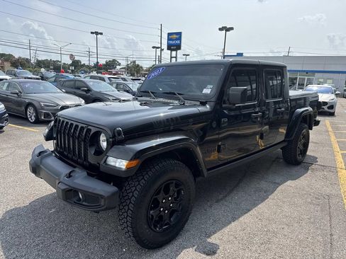 Used 2023 Jeep Gladiator Sport AWD/4WD image 4