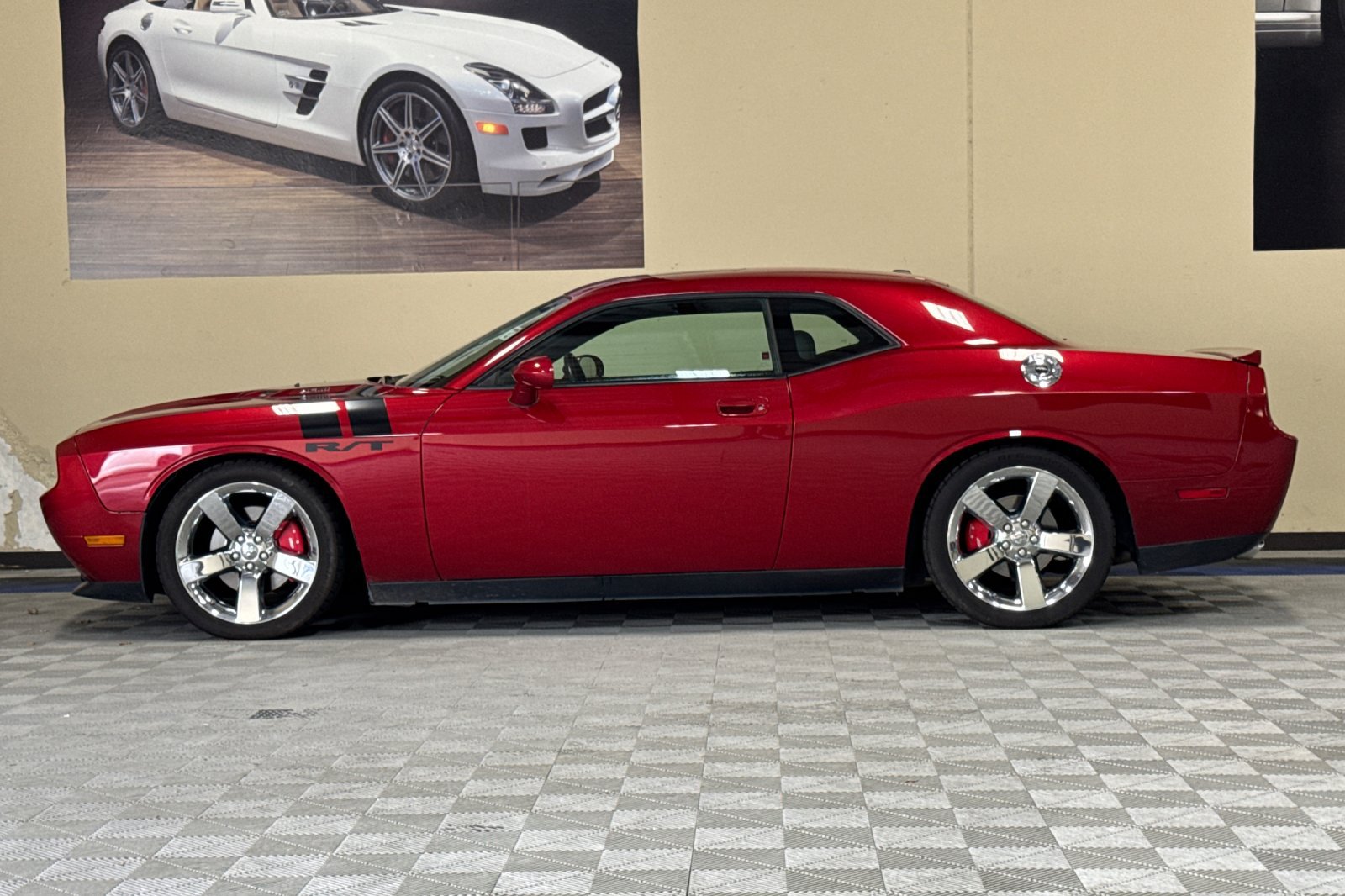 Used 2009 Dodge Challenger R/T RWD image 7