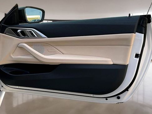 Used 2024 BMW M440i Convertible w/ Premium Package image 24