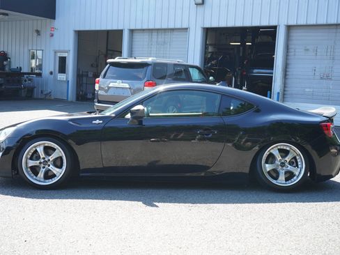 Used 2013 Scion FR-S RWD image 3