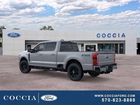 New 2026 Ford F250 Lariat w/ Black Appearance Package AWD/4WD image 4
