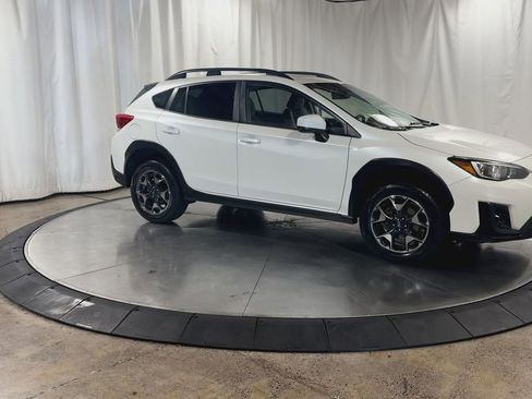 Used 2019 Subaru Crosstrek 2.0i Premium image 3