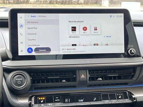 Used 2025 Toyota Prius XLE image 15