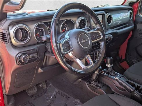 Used 2020 Jeep Wrangler Unlimited Sahara AWD/4WD image 10