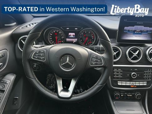 Used 2018 Mercedes-Benz CLA 250 4MATIC image 23