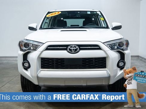 Used 2024 Toyota 4Runner TRD Off-Road AWD/4WD image 2