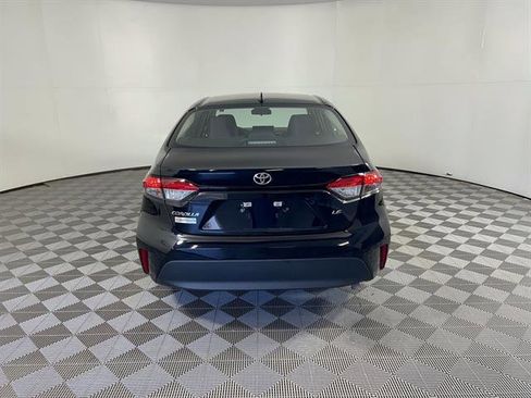 Certified 2024 Toyota Corolla LE image 7