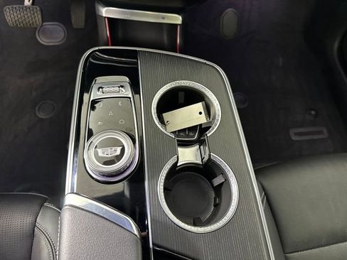 Used 2024 Cadillac Lyriq Luxury image 24