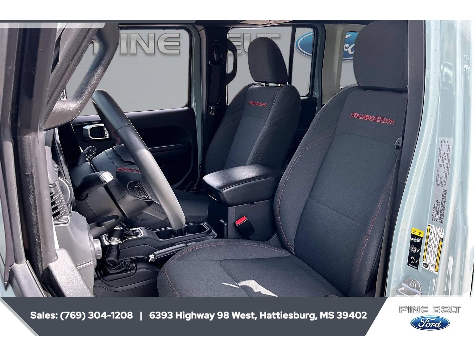 Used 2024 Jeep Wrangler Unlimited Rubicon AWD/4WD image 18