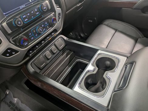 Used 2018 GMC Sierra 1500 SLT AWD/4WD image 15