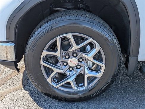 New 2026 GMC Sierra 1500 SLE w/ Preferred Package image 10
