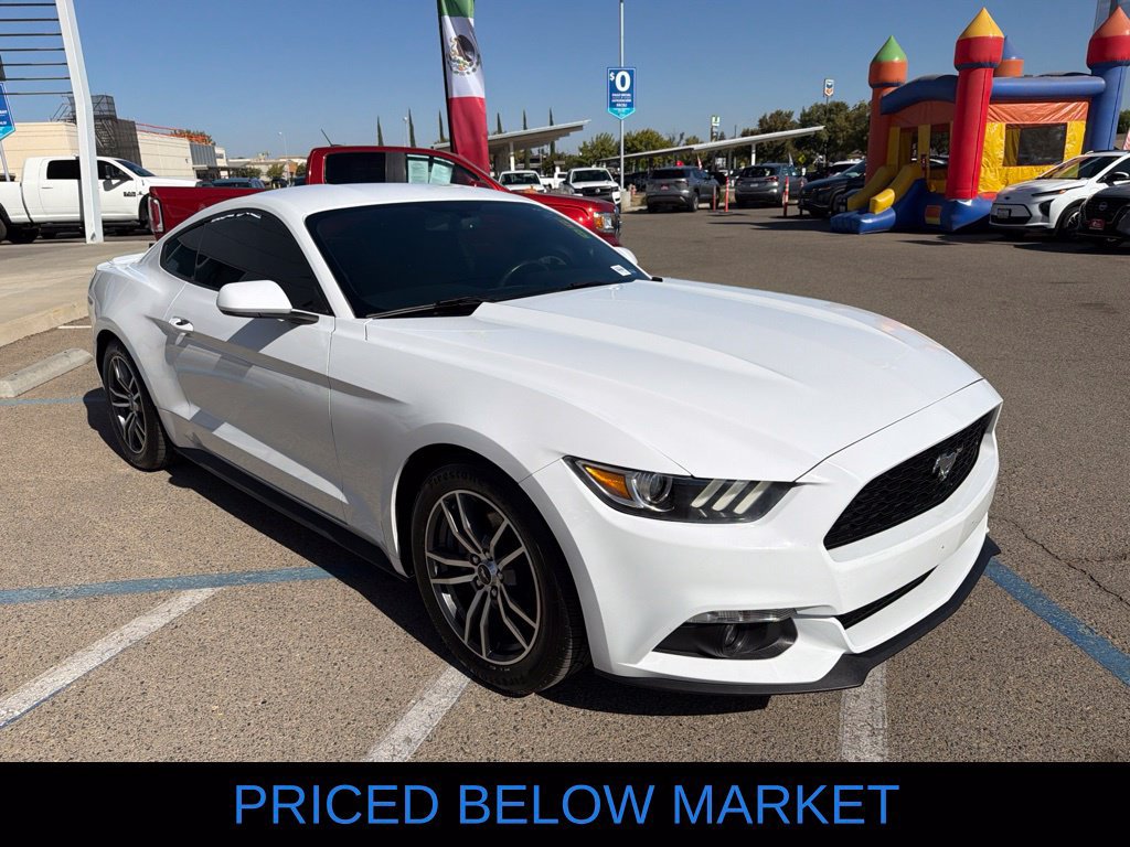 Used 2017 Ford Mustang Coupe RWD image 3