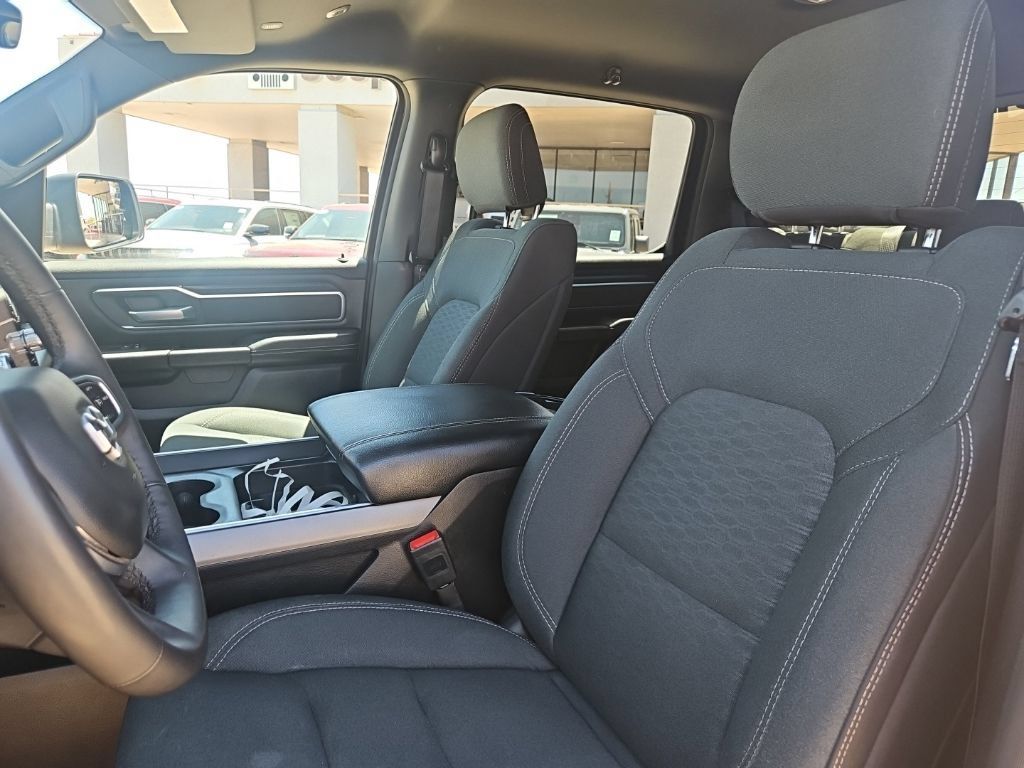 Used 2025 RAM 1500 Big Horn AWD/4WD image 18