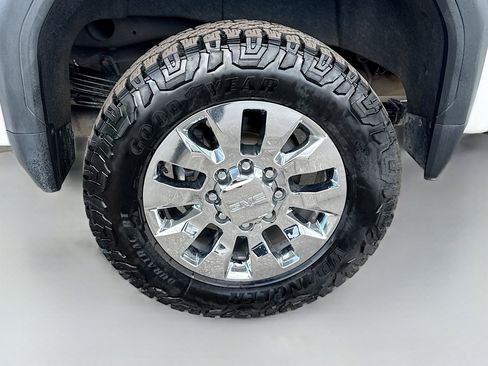 Used 2022 GMC Sierra 2500 Denali w/ Denali Ultimate Package image 32