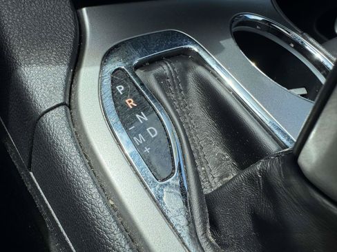 Used 2020 Jeep Grand Cherokee Limited AWD/4WD image 38