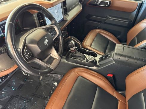 Used 2024 Ford Bronco Outer Banks AWD/4WD image 10
