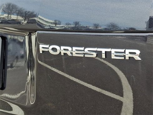 Used 2018 Subaru Forester 2.5i Limited w/ Popular Package #2 image 32