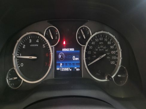 Used 2016 Toyota Tundra SR5 w/ SR5 Upgrade Package RWD image 23