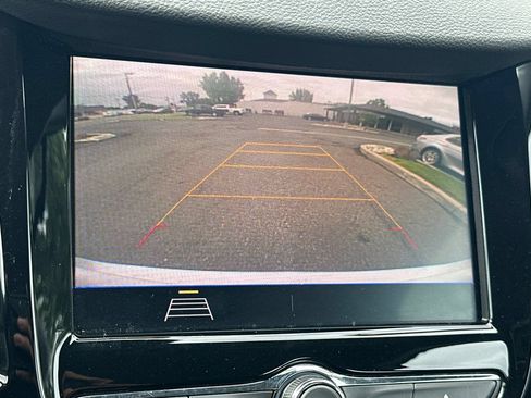 Used 2020 Chevrolet Trax LS FWD image 18