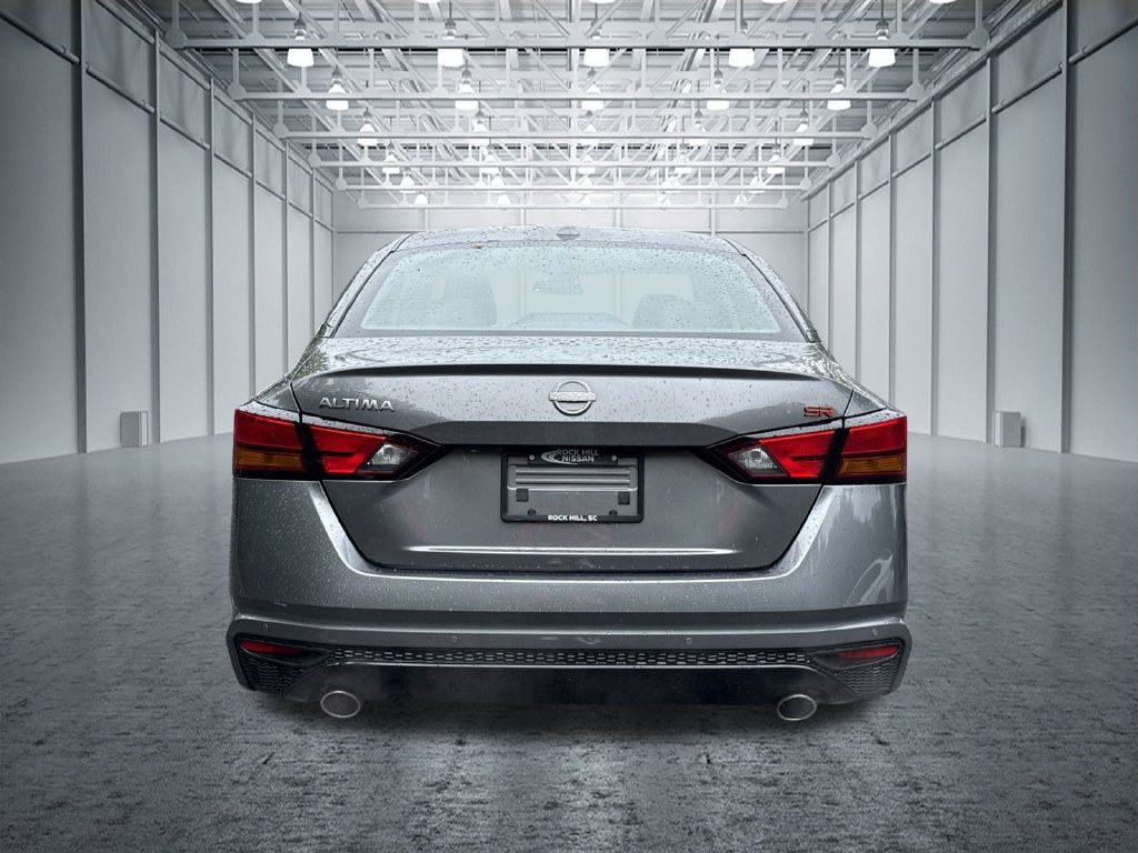 Used 2025 Nissan Altima 2.5 SR FWD image 7