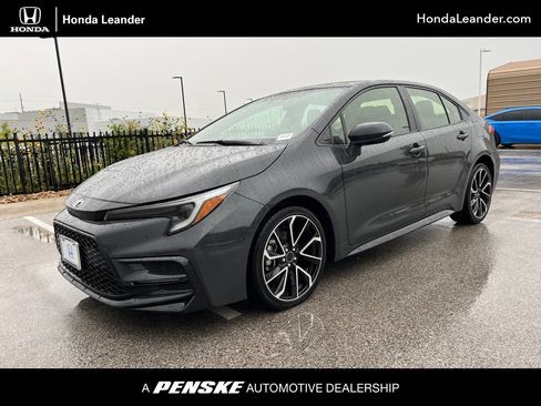 Used 2024 Toyota Corolla SE w/ SE Premium Package FWD image 1