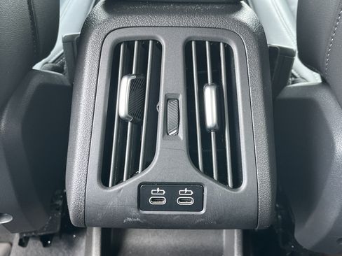 Certified 2025 BMW X1 xDrive28i w/ Convenience Package image 22