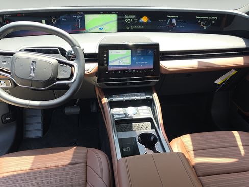New 2026 Lincoln Nautilus Reserve w/ Jet Appearance Package AWD/4WD image 23