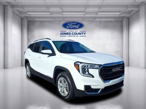Used 2023 GMC Terrain SLE w/ Driver Convenience Package image 1