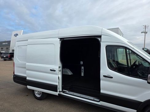 New 2026 Ford Transit 350 148 High Roof Extended AWD image 9