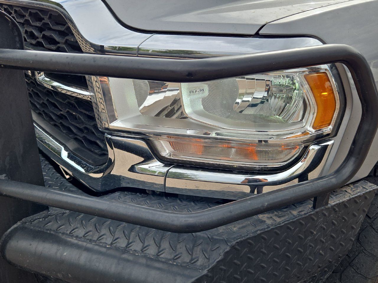 Used 2019 RAM 2500 Tradesman w/ Chrome Appearance Group AWD/4WD image 12