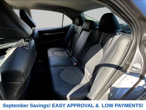 Used 2018 Toyota Camry SE FWD image 20