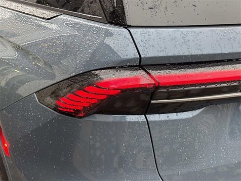 New 2026 Lincoln Nautilus Black Label w/ Jet Appearance Package image 11