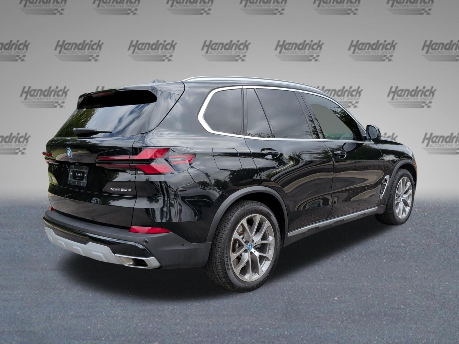 Used 2024 BMW X5 xDrive50e w/ Premium Package AWD/4WD image 7