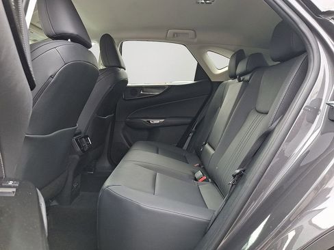 Used 2022 Lexus NX 250 FWD image 8