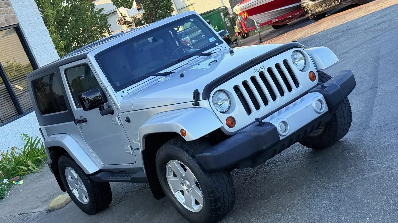 Used 2010 Jeep Wrangler Sahara w/ Trailer Tow Group AWD/4WD image 9