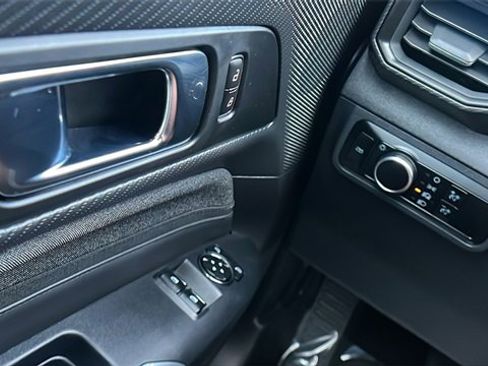 Certified 2024 Ford Mustang Coupe image 31