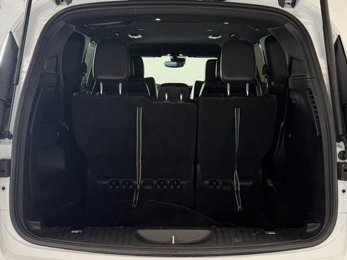 Used 2023 Chrysler Pacifica Touring-L w/ S Appearance Package FWD image 22