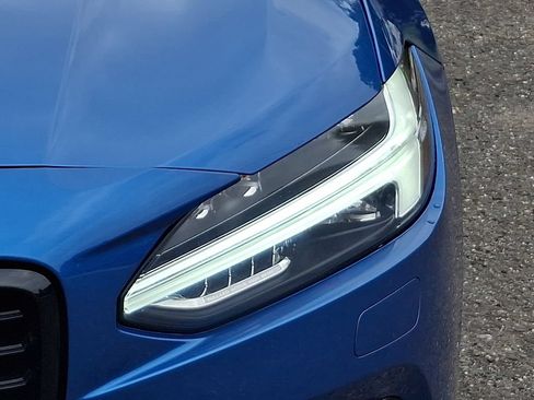 Used 2021 Volvo S90 T6 R-Design AWD/4WD image 9