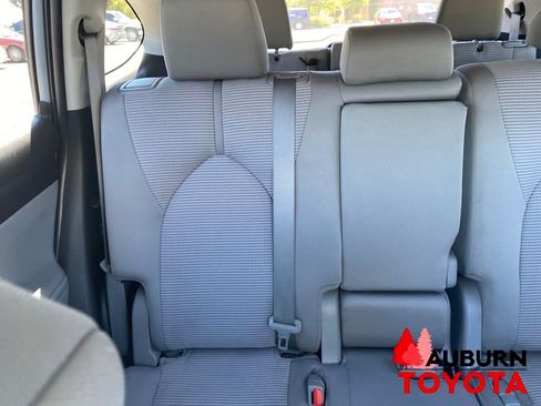 Used 2022 Toyota Highlander LE AWD/4WD image 22