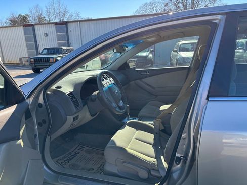 Used 2009 Nissan Altima 2.5 S image 11