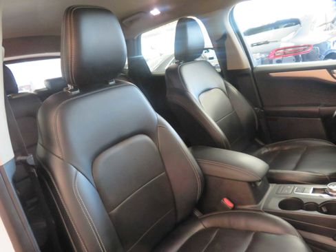 Used 2020 Ford Escape SEL image 25