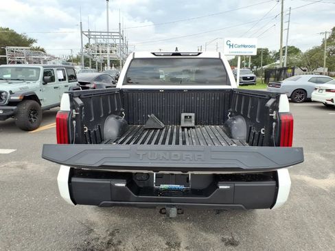 Used 2022 Toyota Tundra SR5 AWD/4WD image 18