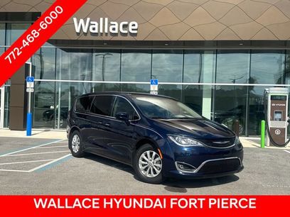 Used 2020 Chrysler Pacifica Touring