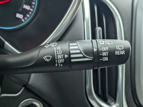 Used 2022 Chevrolet Equinox LT FWD image 31