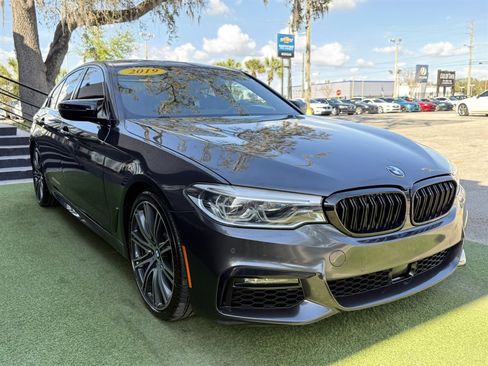 Used 2019 BMW 540i w/ M Sport Package image 3