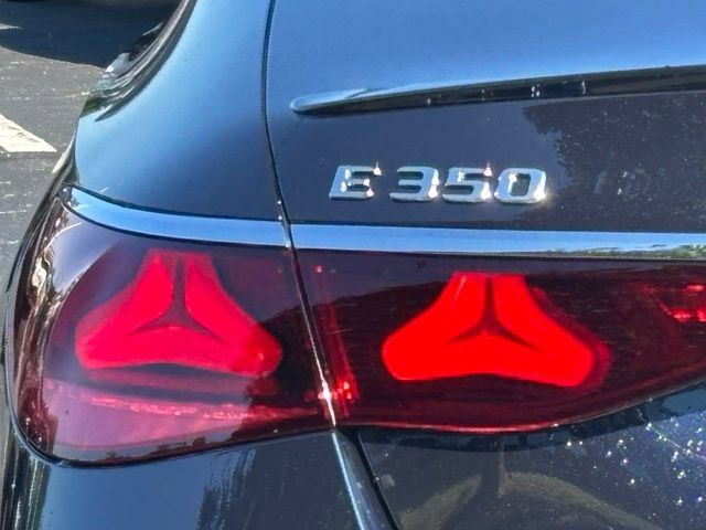 New 2027 Mercedes-Benz E 350 4MATIC Sedan image 11